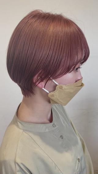 ショート 柔らかな縮毛矯正 透明感カラー💫のヘアスタイル