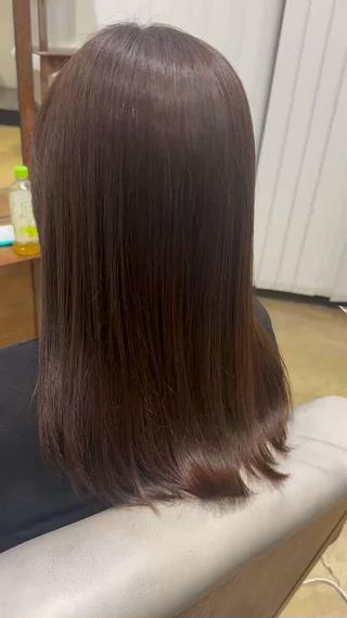 髪質改善カラー
髪のダメージを軽減しながら綺麗な色味、艶を実現してくれます