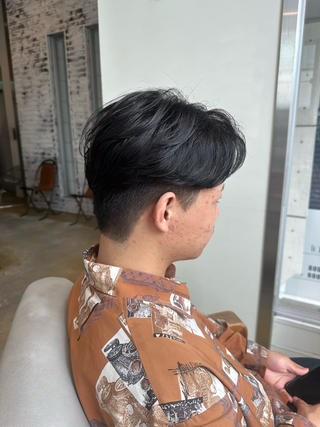nuance perm
「乾かすだけで決まる、柔らかい質感のニュアンスパーマ」
・朝のセットを簡単にしたい方
・ナチュラルだけど雰囲気出したい方
こんな方は是非1度お任せください