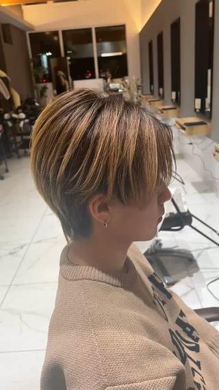 カラー メンズ ルクール喜多町店 小室のヘアスタイル