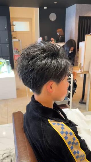 スウィングショート×刈り上げ 