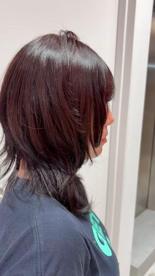 カラー enne/ハイトーン れみのヘアスタイル