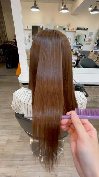 ロング VISAGE ba.sk 金子詩帆のヘアスタイル