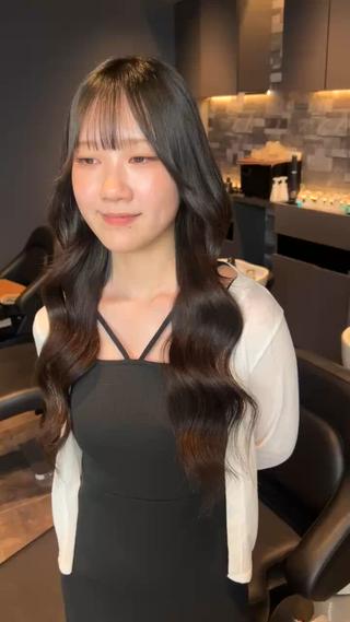 ロング ヘアアレンジ 山﨑 燦人のヘアスタイル