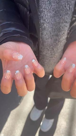 キラキラFrench
१९ ━━━━━━━━━━━━━━ १९
INSTAGRAM @tamu___nail
(アンダーバーは3つです☆)
◎公式LINE⇩LINE登録500円引きクーポン有︎
@847hbddh
१९#葛飾区#葛飾区ネイル #ちゅるんネイル#キラキラネイル#春ネイル#ワンホンネイル#韓 国ネイル#デザインネイル#マグネット#グラデーション#チークネイル#チークマグ#ピンクネイル#金町ネイル #金町ネイルサロン#亀有ネイルサロン #松戸ネイルサロン #柴又ネイルサロン #ジェルネイル#フィルイン#ケアが丁寧なネイルサロン #自爪に優しいジェルネイル