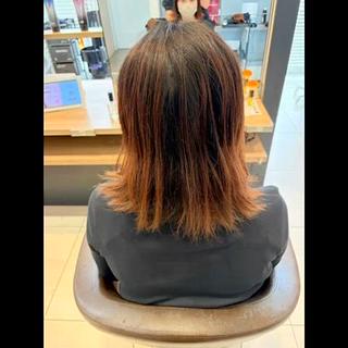 カラー 井上 さくらのヘアスタイル