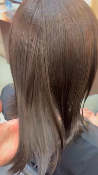 ミディアム 細田 舞乃のヘアスタイル
