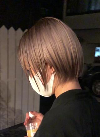 ショート カラー eri kinjoのヘアスタイル