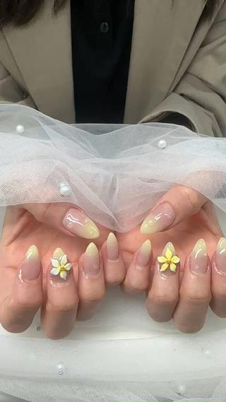 ネイル R Nailのネイルデザイン