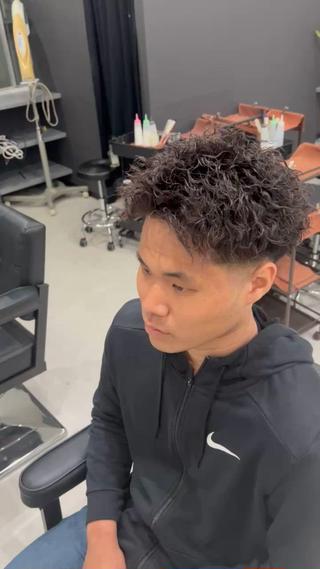 パーマ 渡邉 勇樹のヘアスタイル