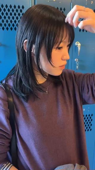 顔周りのザクザク感が可愛い！★
韓国ミディアムレイヤーカット

伸ばし中の方もオススメです 