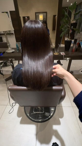 カラー 宮下 紗歩のヘアスタイル