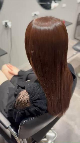 カラー VEGA日並 樹里のヘアスタイル