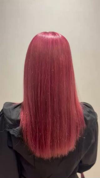 カラー VEGA日並 樹里のヘアスタイル