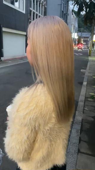 ホワイト