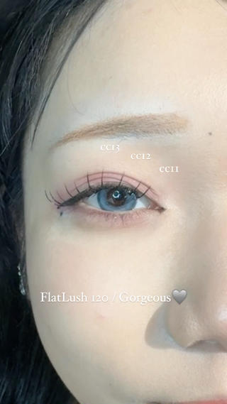 人気の束感まつ毛