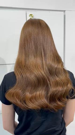セミロング ブリーチ透明感カラー 🍀mizuki🍀のヘアスタイル