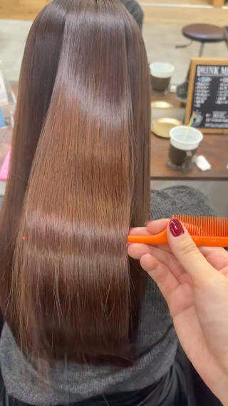 ロング cana 札幌レイヤースタイルのヘアスタイル