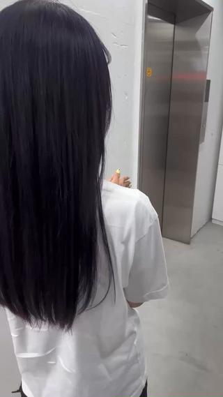 パープルブラック
ーーーーーーーーーーーーーーーーーーーーーーーーーーーーーーーーーーーーーーーーーー
CUT
COLOR
CUT + COLOR*
BLEACH +ON COLOR + TREATMENT
DESIGN COLOR + TREATMENT
ーーーーーーーーーーーーーーーーーーーーーーーーーーーーーーーーーーーーーーーーーー
矢場町駅から徒歩5分