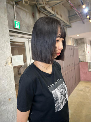 酸性ストレートでツヤサラプツッとボブとっても可愛いです