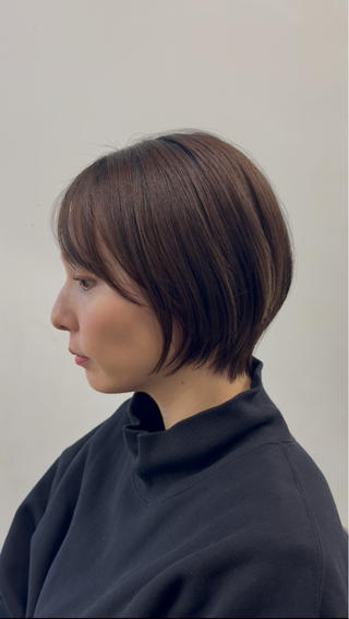 ショート カラー 髪質改善、癖毛直し 縮毛矯正が得意のヘアスタイル