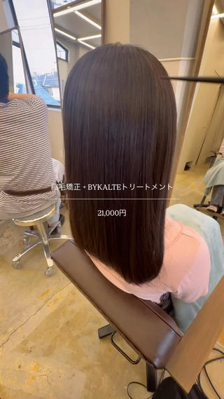 セミロング 福井 悠のヘアスタイル
