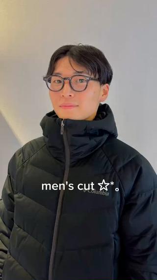 ナチュラル韓国ヘア
ベースとバックに差がありすぎず、柔らかい質感な韓国ヘア!
挑戦しやすいナチュラルなスタイルで、どんな服装とも合います