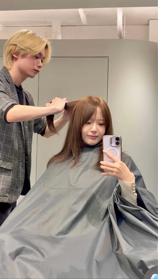 ミディアム カラー 内野 龍海 / レイヤーカットのヘアスタイル