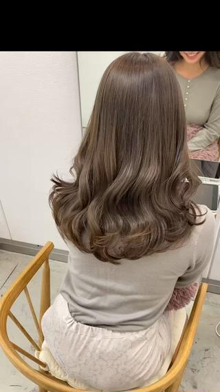 オリーブベージュ
レイヤーカット
韓国ヘア 