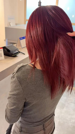 ミディアム カラー ☁️ケアブリーチ￤ ウルフ￤Shioriのヘアスタイル