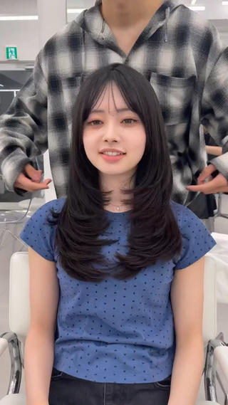 ロング カラー 盛れるベージュ✨韓国 レイヤーkanatoのヘアスタイル