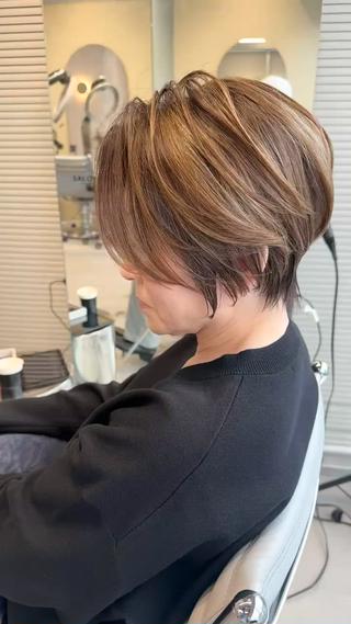 ショート 美才治   秀欣 (ビサイジ ヒデキ)のヘアスタイル