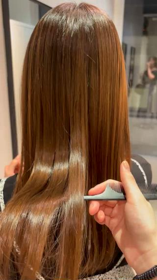 セミロング 縮毛矯正/透明感 カラー🍀そら🪽‪のヘアスタイル