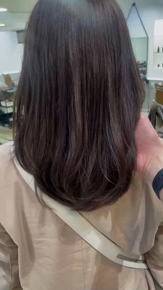 セミロング 🌐🪬髪質改善/ 透明感カラーのヘアスタイル