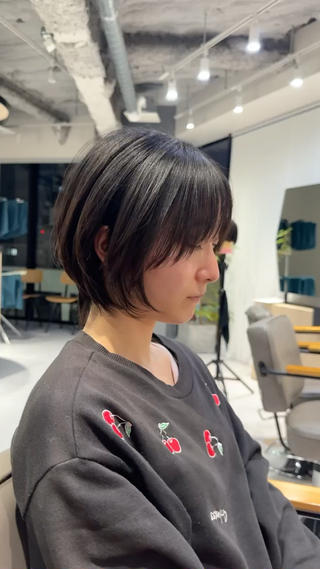 【期間限定】
現在、ショートに切らせていただける方を募集しております!今週どうしてもスタイリストデビューのチェックを受けたいので謝礼3000円お支払いしております!
ご都合合う方ご検討ください!