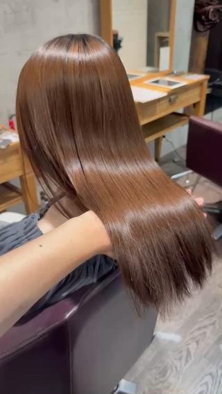 セミロング 中川歩 髪質改善 ツヤカラー【横浜】のヘアスタイル