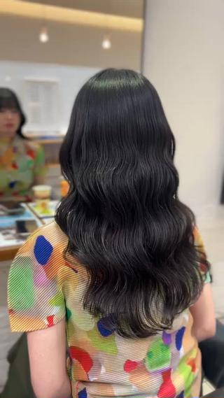大きめウェーブのクルムパーマ
 