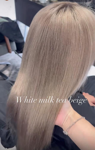 セミロング 五味 亜有里のヘアスタイル