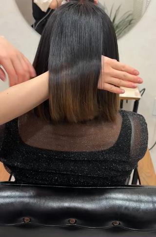 毛先ブリーチ毛でもこんなにサラサラに
傷んだような髪に見えない髪質になりますよ