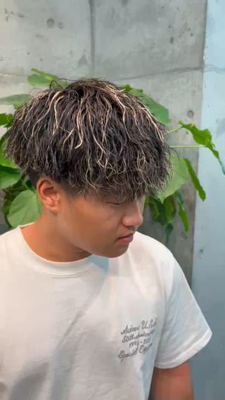 ツイストスパイラルパーマ×メッシュ️