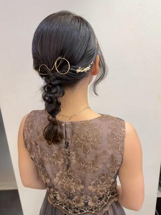 シンプルヘアセット❀.*・
スッキリしたタイトな編みおろし◡̈*
セミロングでもこんなに可愛いただき♡
