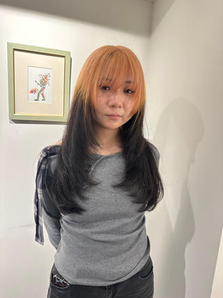pink beige×dark brown
roots color