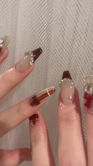 ネイル Angel tailのネイルデザイン