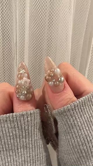 ネイル Angel tailのネイルデザイン