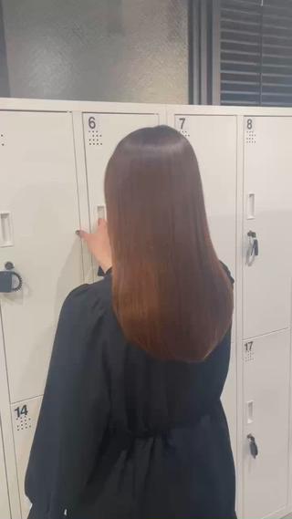 癖を伸ばして艶々な髪に