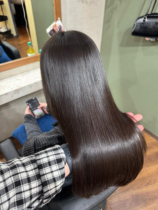 セミロング カラー 髪質改善特化 長澤友哉のヘアスタイル
