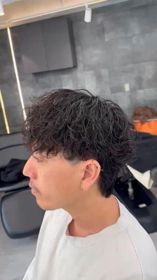 ショート パーマ メンズ 🇺🇸メンズ特化/ 四辻 凱斗🇺🇸のヘアスタイル