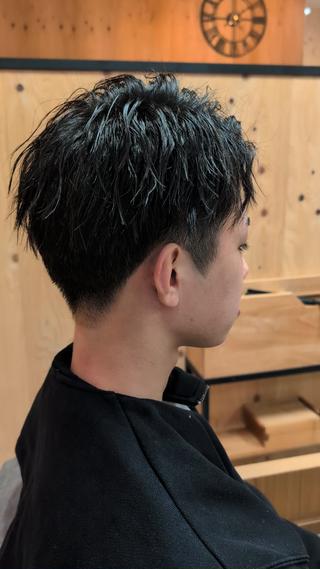 メンズ パーマ ショート 【メンズ脱毛】 Criite　濱田のエステ・リラクイメージ