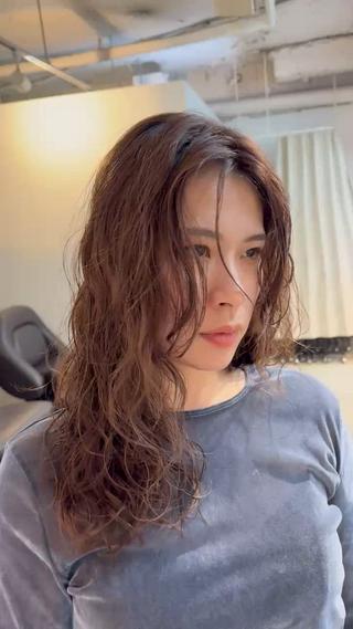 セミロング 賀川 サトシのヘアスタイル