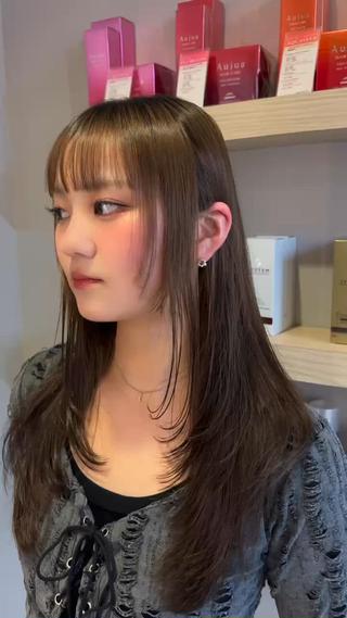 ロング RYOTA レイヤー 中明度カラー/縮毛のヘアスタイル